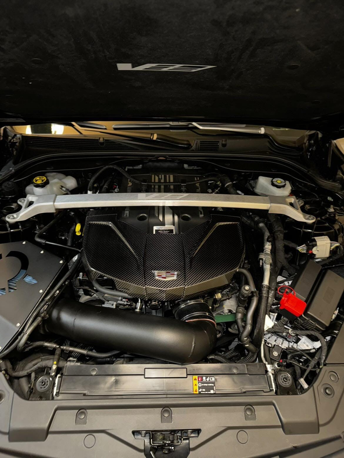 2020+ Cadillac CT5 Sport / CT5-V / CT5-V Blackwing | CARBON FIBER Engine Cover Replacement
